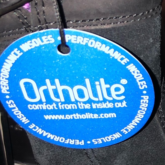 TIMBERLAND BOOTS - Picture 2 of 3